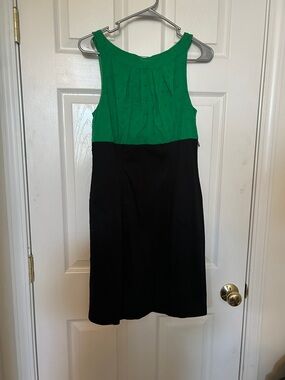 Trixxi Green & Black Sleeveless Midi Sheath Dress